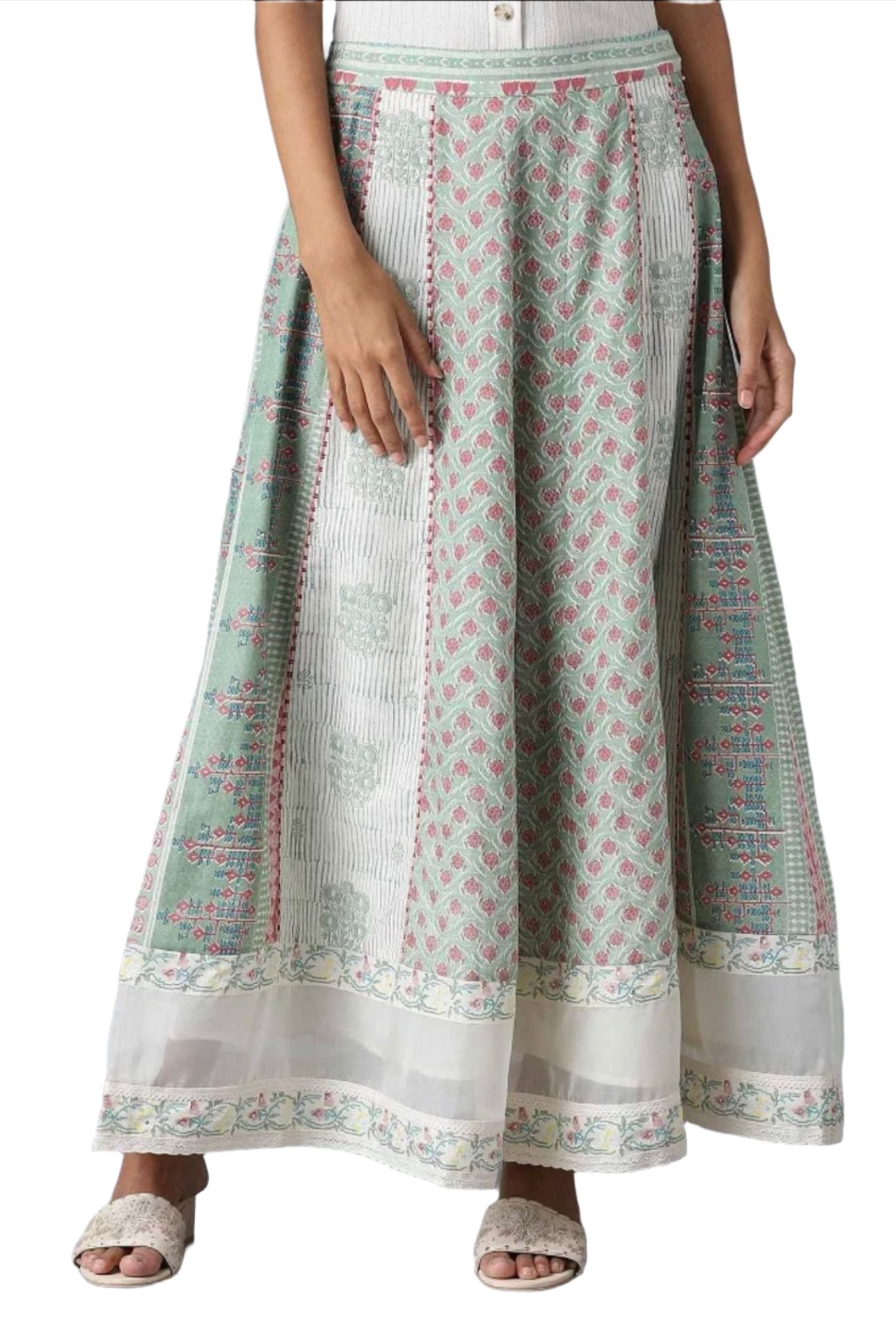 Pure Cotton Log Skirt In Berlin