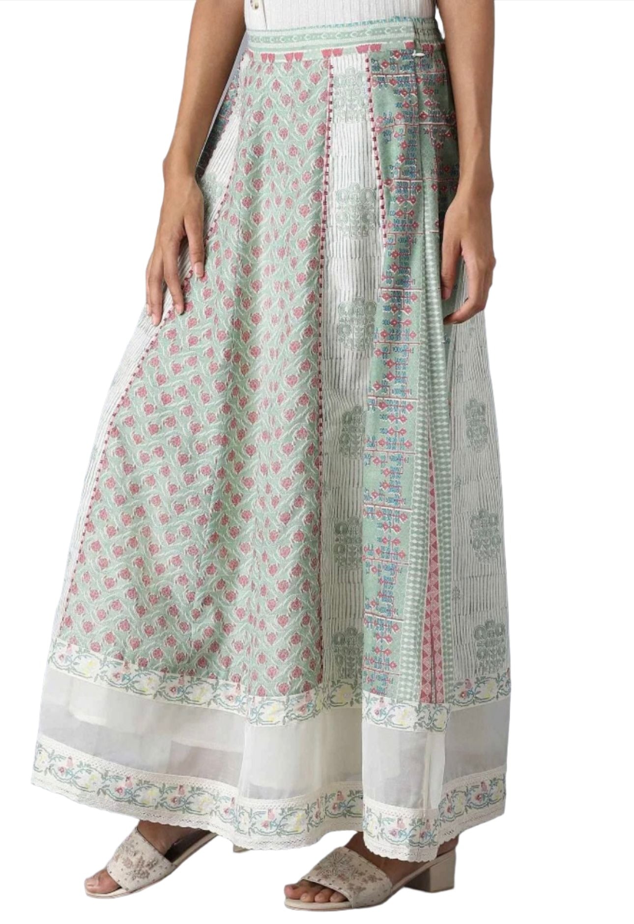 Pure Cotton Log Skirt In Berlin