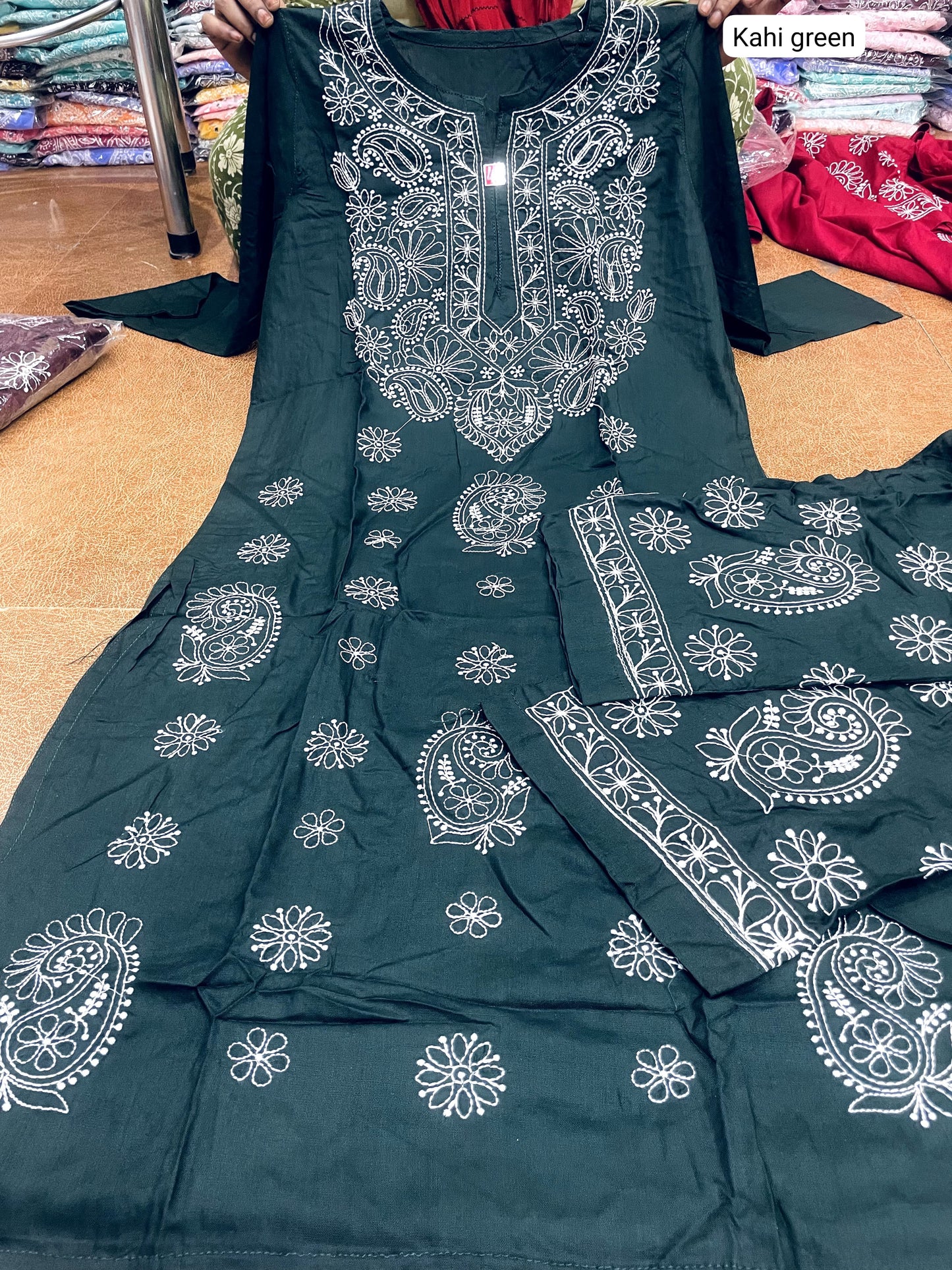 Lucknowi Chikankari Kurta Set In Munich