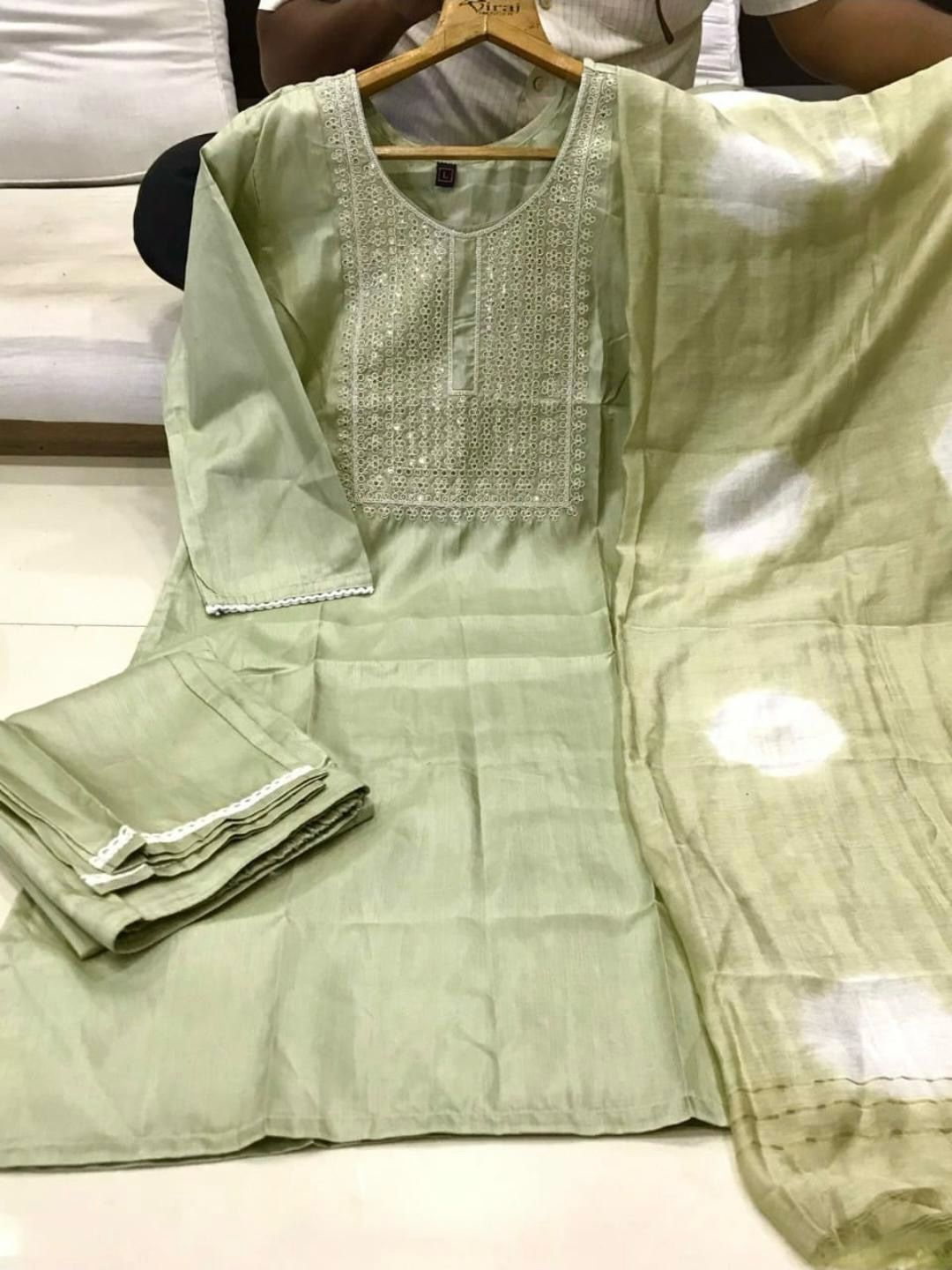 Salwar Suit Set In Germany