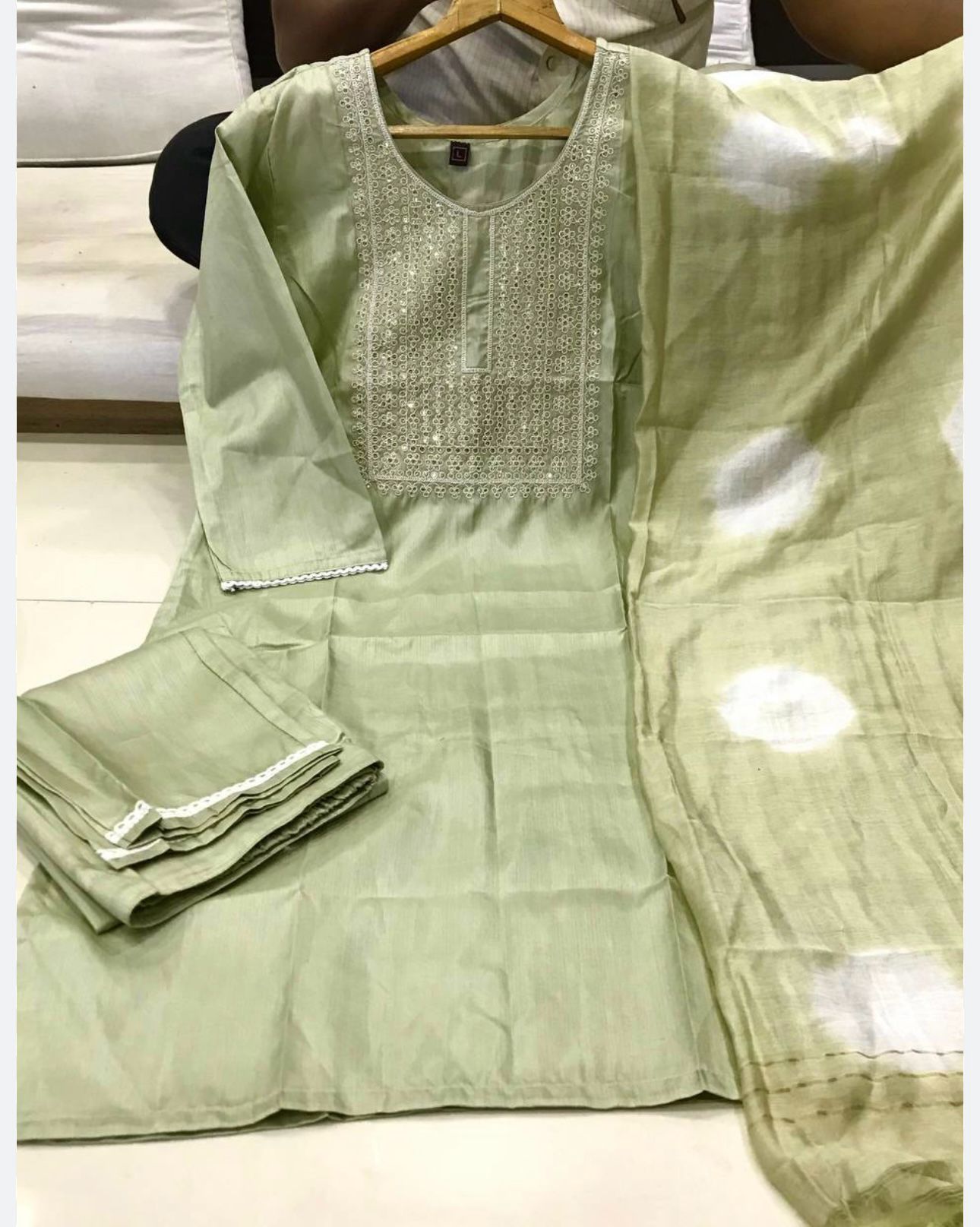 Salwar Suit Set In Germany