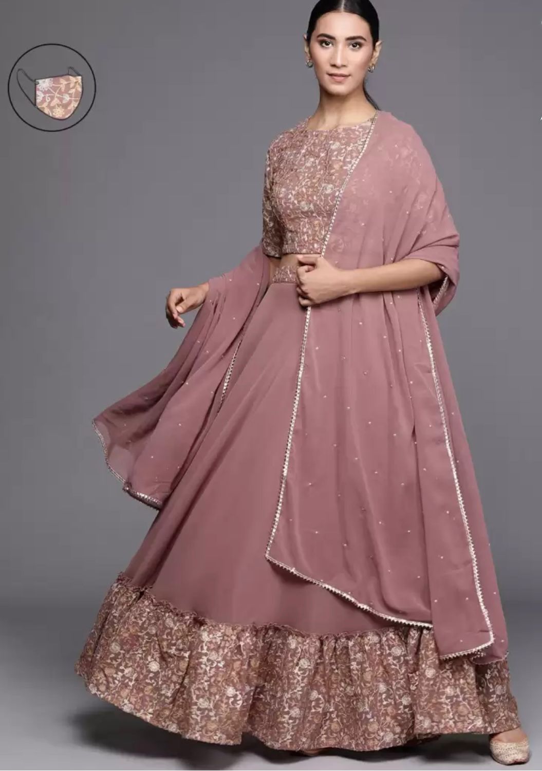 Stitched Lehenga Choli In Berlin