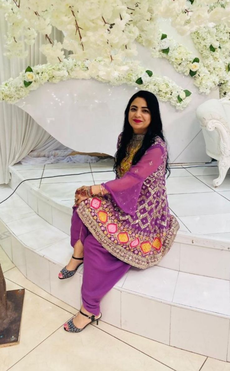 Neues Designer-Party-Look-Top, Dhoti Salwar und Dupattaa