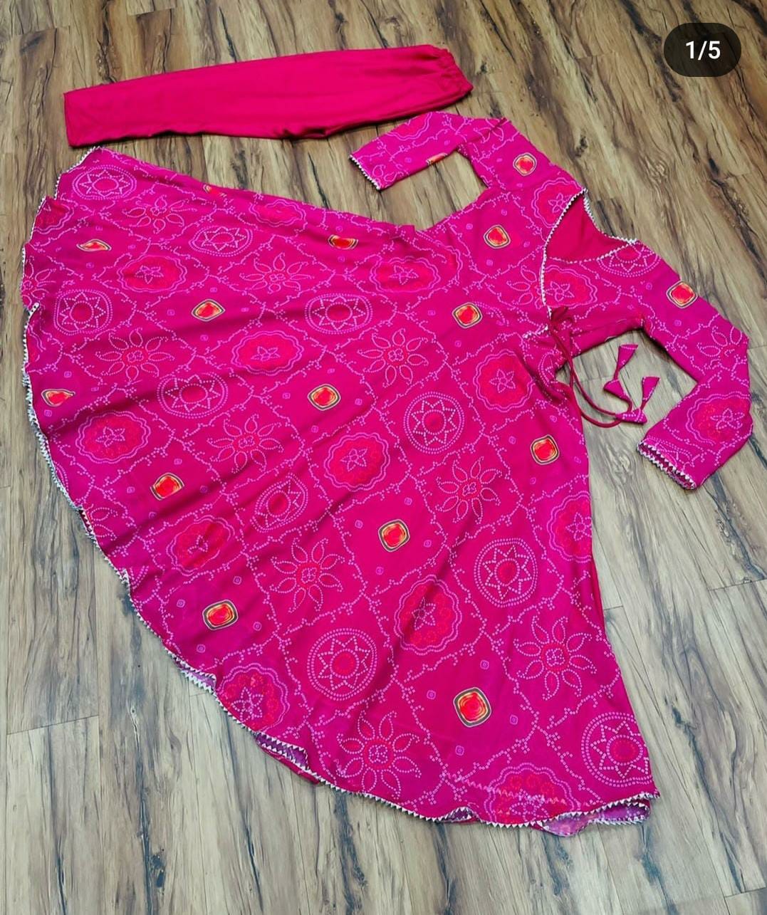 Beautiful Designer Suit on Heavy Georgette Fabric With inner and bandhani digital print(Pakistani Collection)