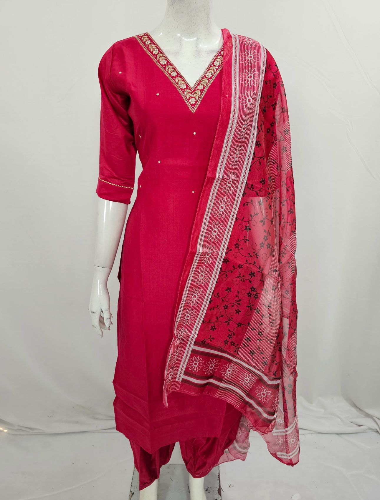 Afghani Suits In Germany