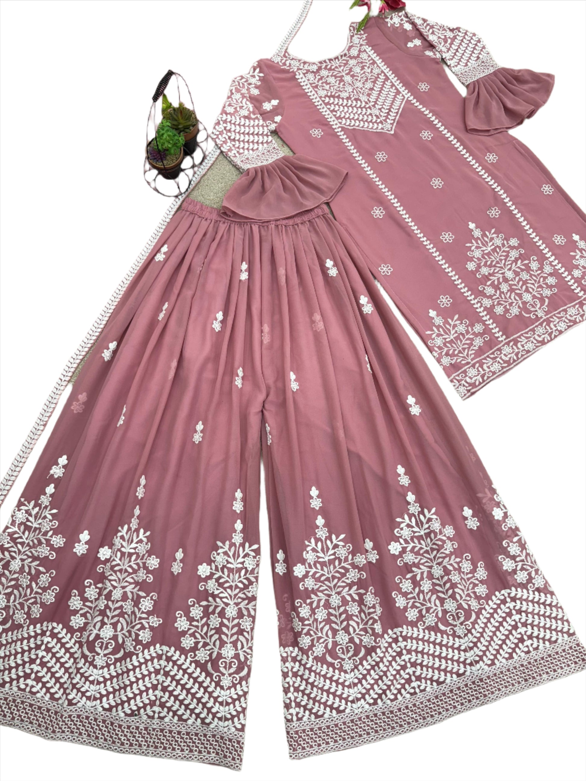 Heavy Embroidery Thread Work Outfit In Germany