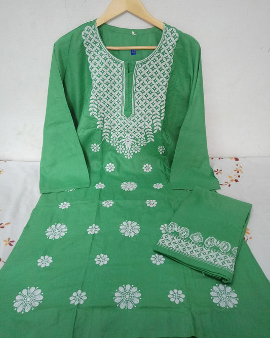Lucknowi Chikankari Kurta Set In Munich