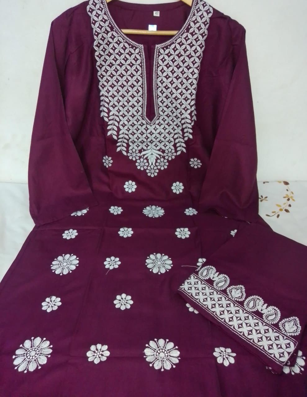 Lucknowi Chikankari Kurta Set In Germany