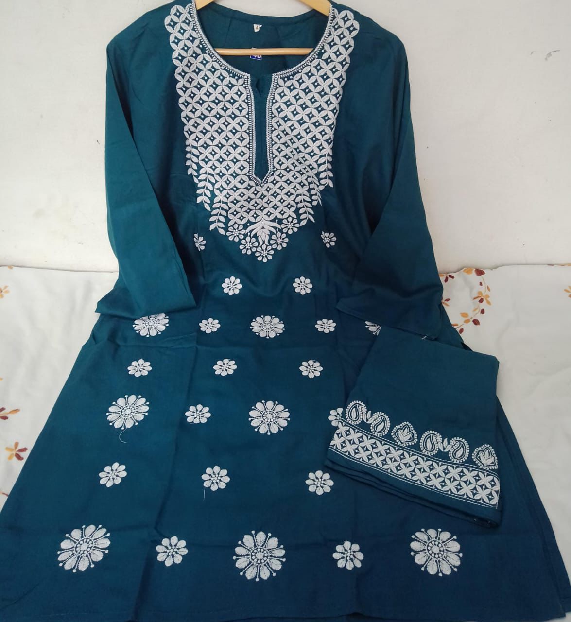 Lucknowi Chikankari Kurta Set In Germany