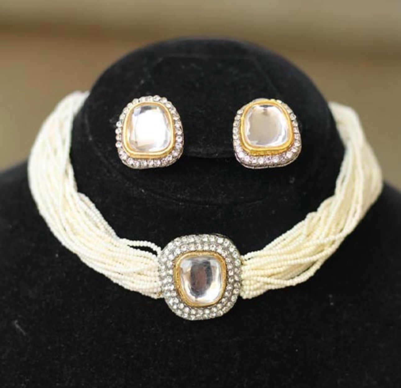 Choker Necklace