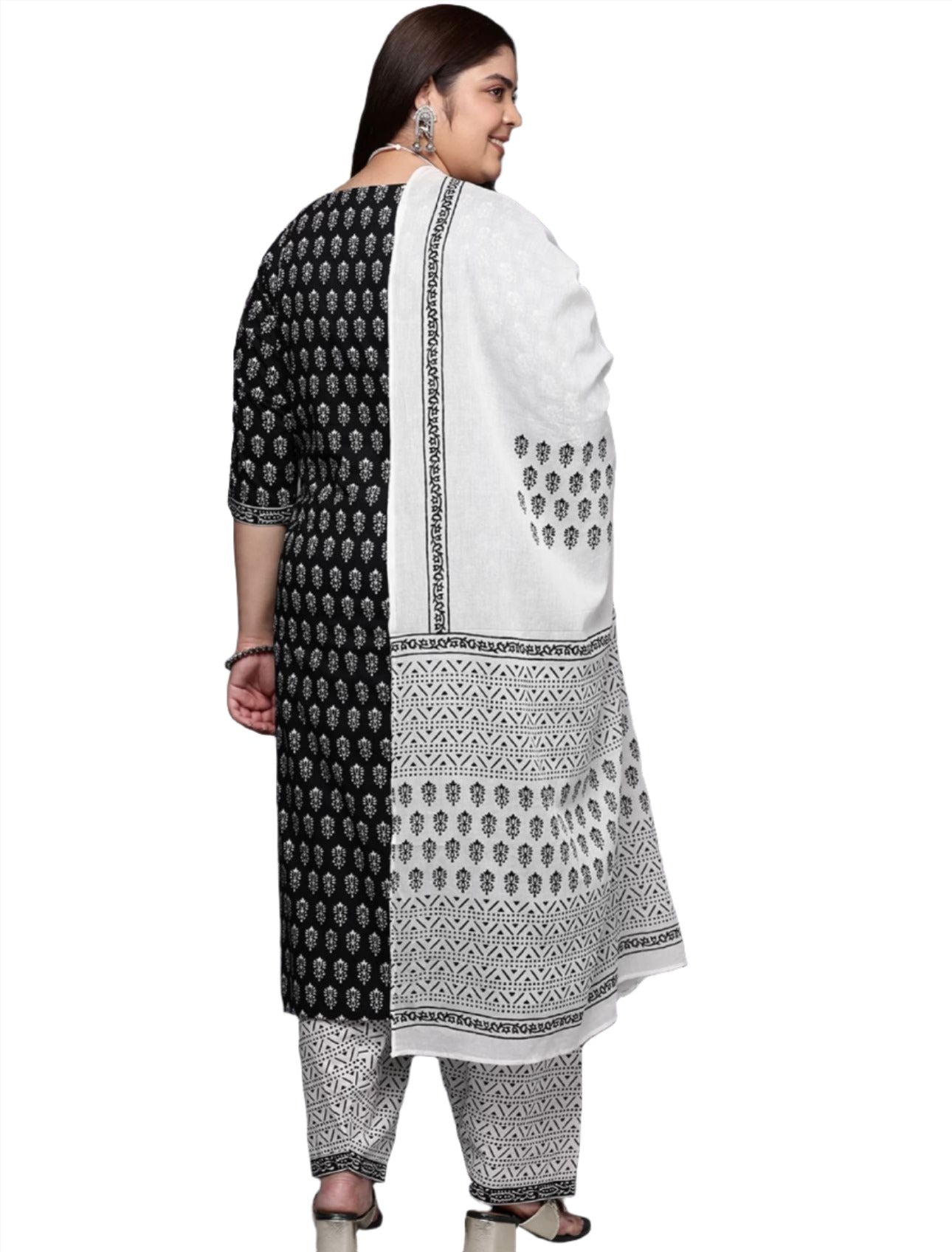 Pure Cotton Outfit In Germany