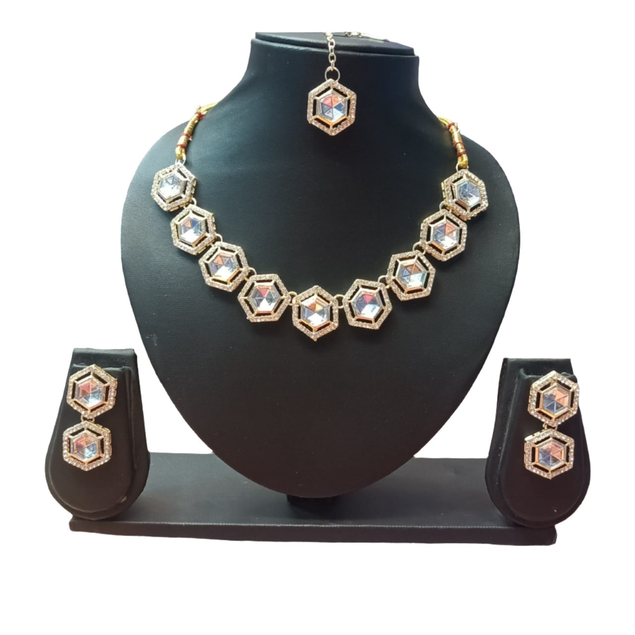 AD kundan Necklace Set In Leipzig
