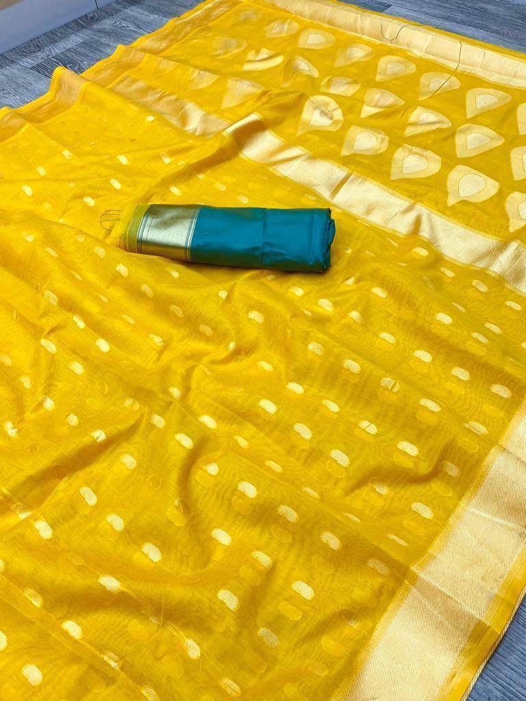 SOFT LILAN SLAB ATTRACTIVE CHARMFULL SAREE WITH UNSTITCHED BLOUSE