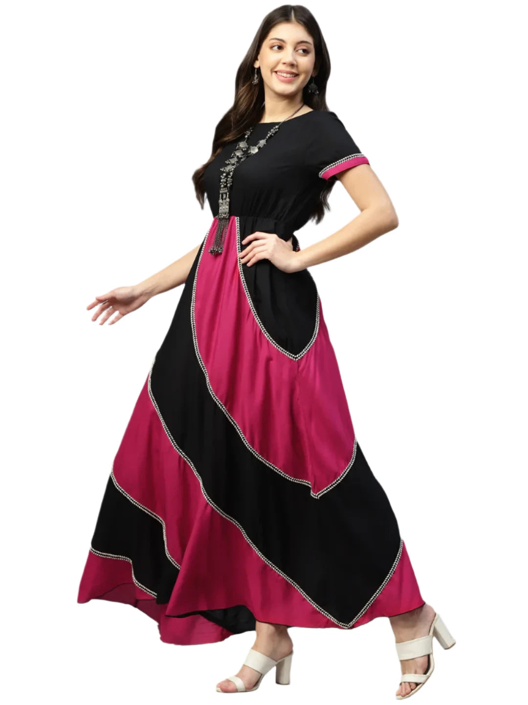 Black With Magenta Colour Blocked Women Maxi in Berlin