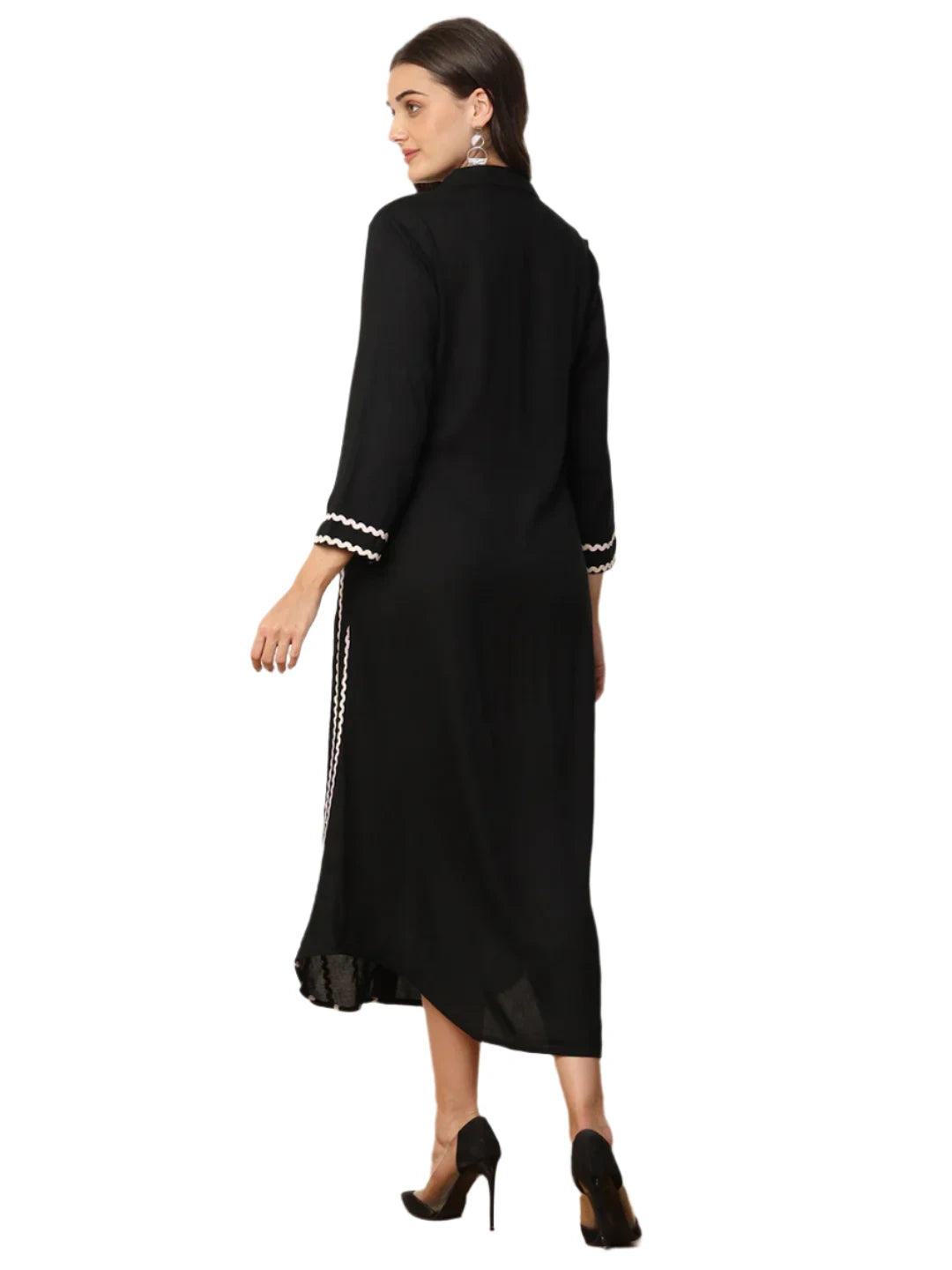 Black Women Shirt Dress Embellished By Lace in Munich