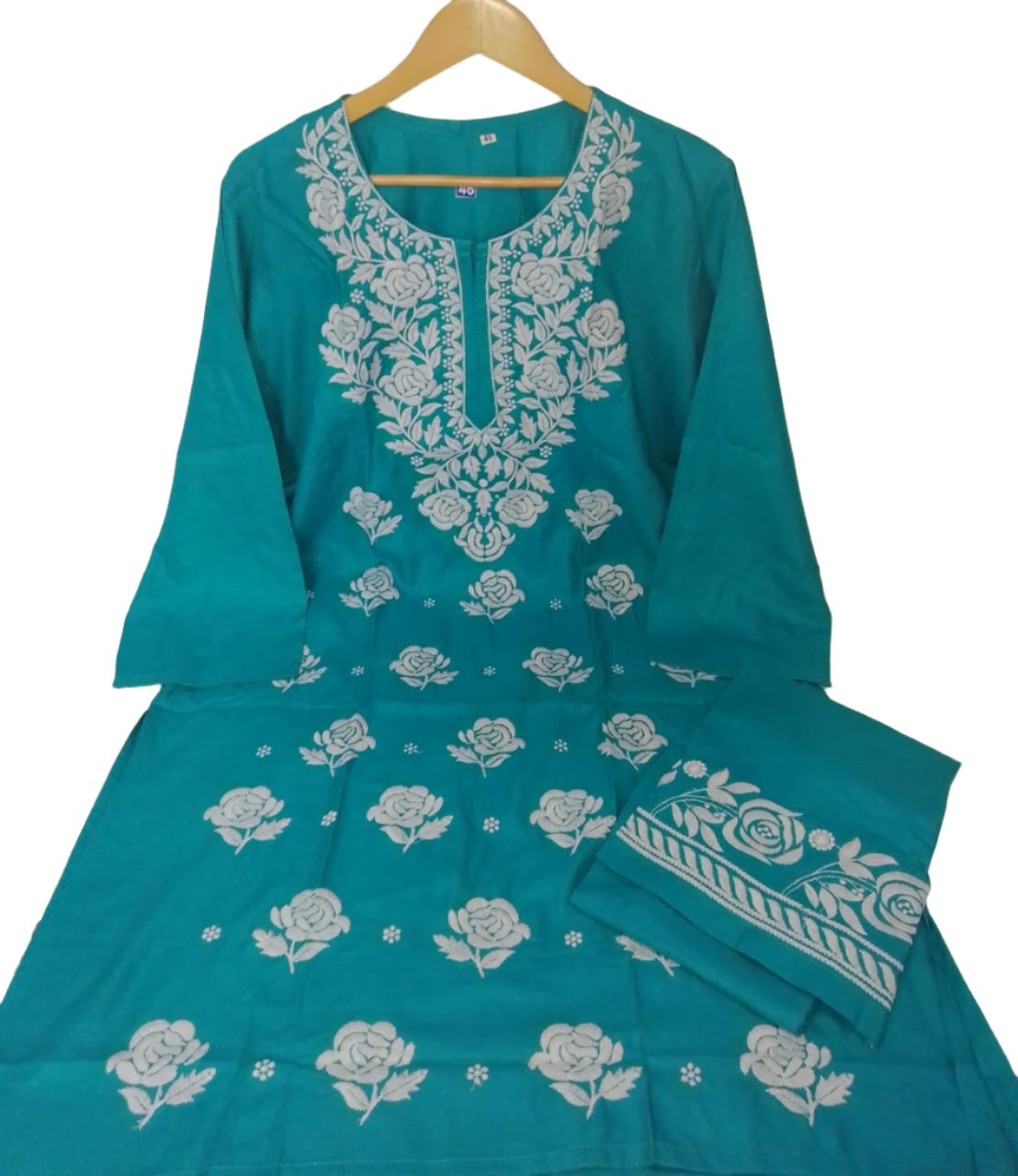 Lucknowi Chikankari Kurta Set In Germany