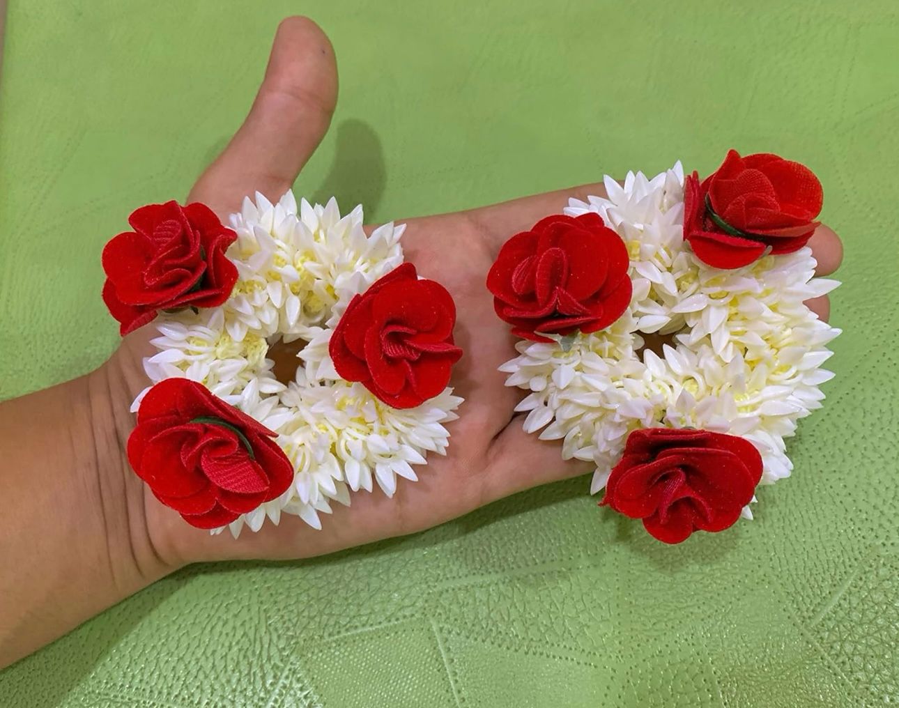 Hair Mogra Scented Rubber Band Flower Gajra Hair Accessories for Women Girls (35 GM) (White) (Free Size (30 GM)