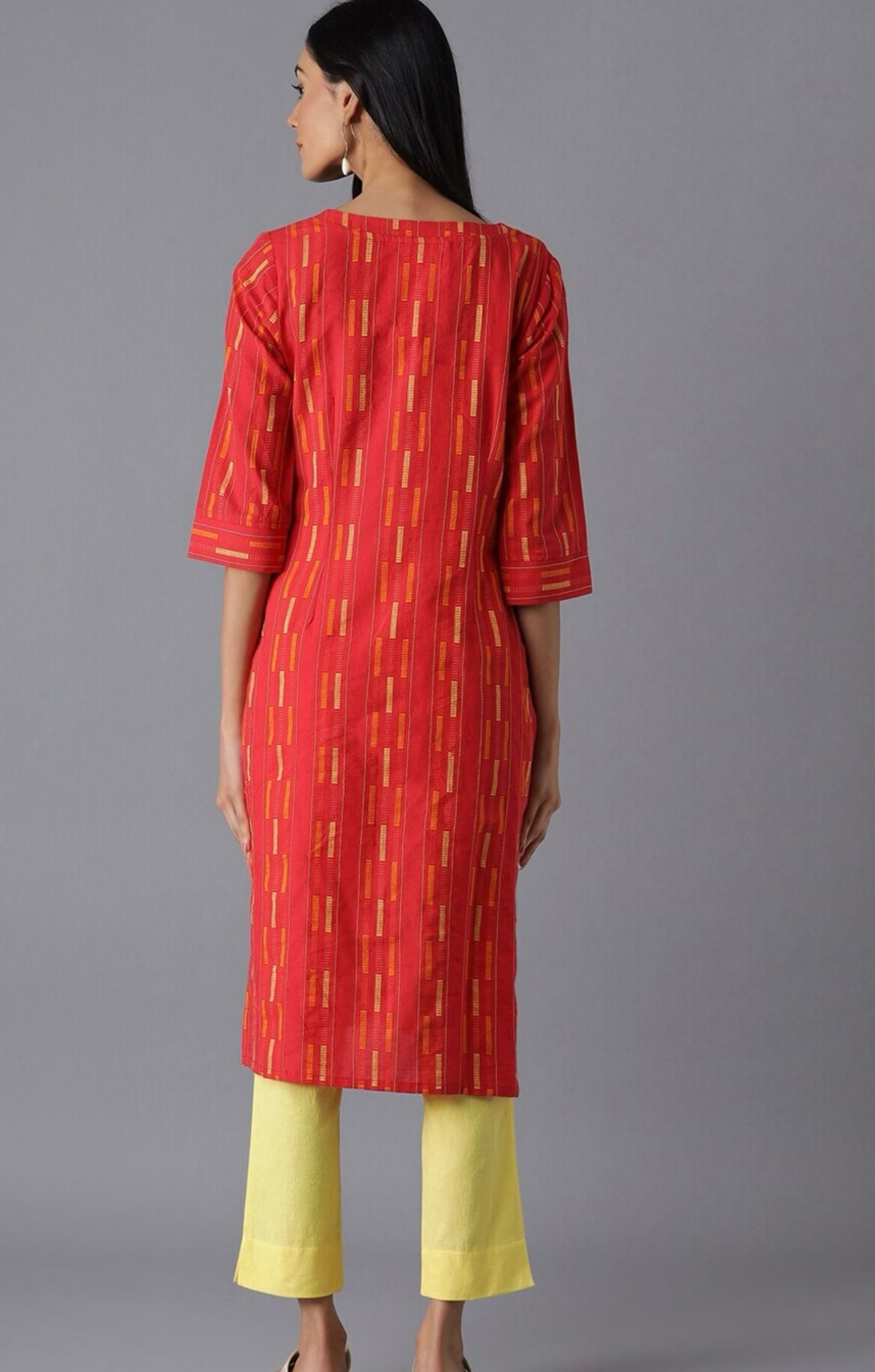 Red Printed Kurta in Germany