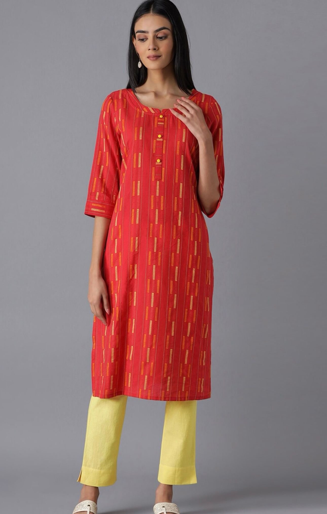 Red Printed Kurta in Germany