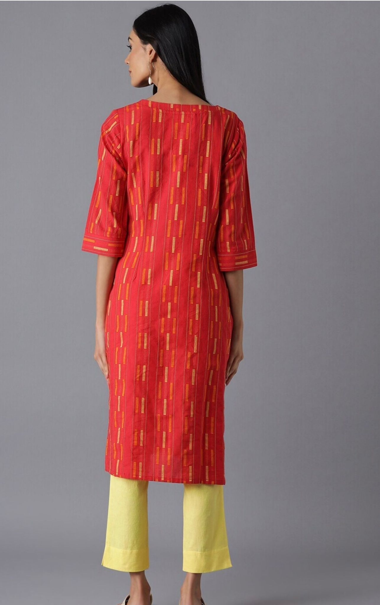 Red Printed Kurta in Germany
