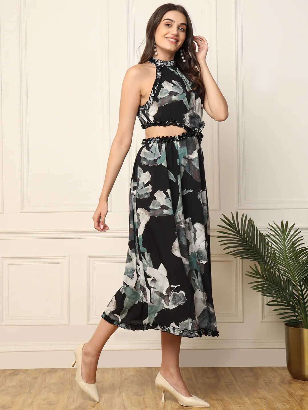 Black Abstract Printed Waist Cut Out Women Dress in Germany
