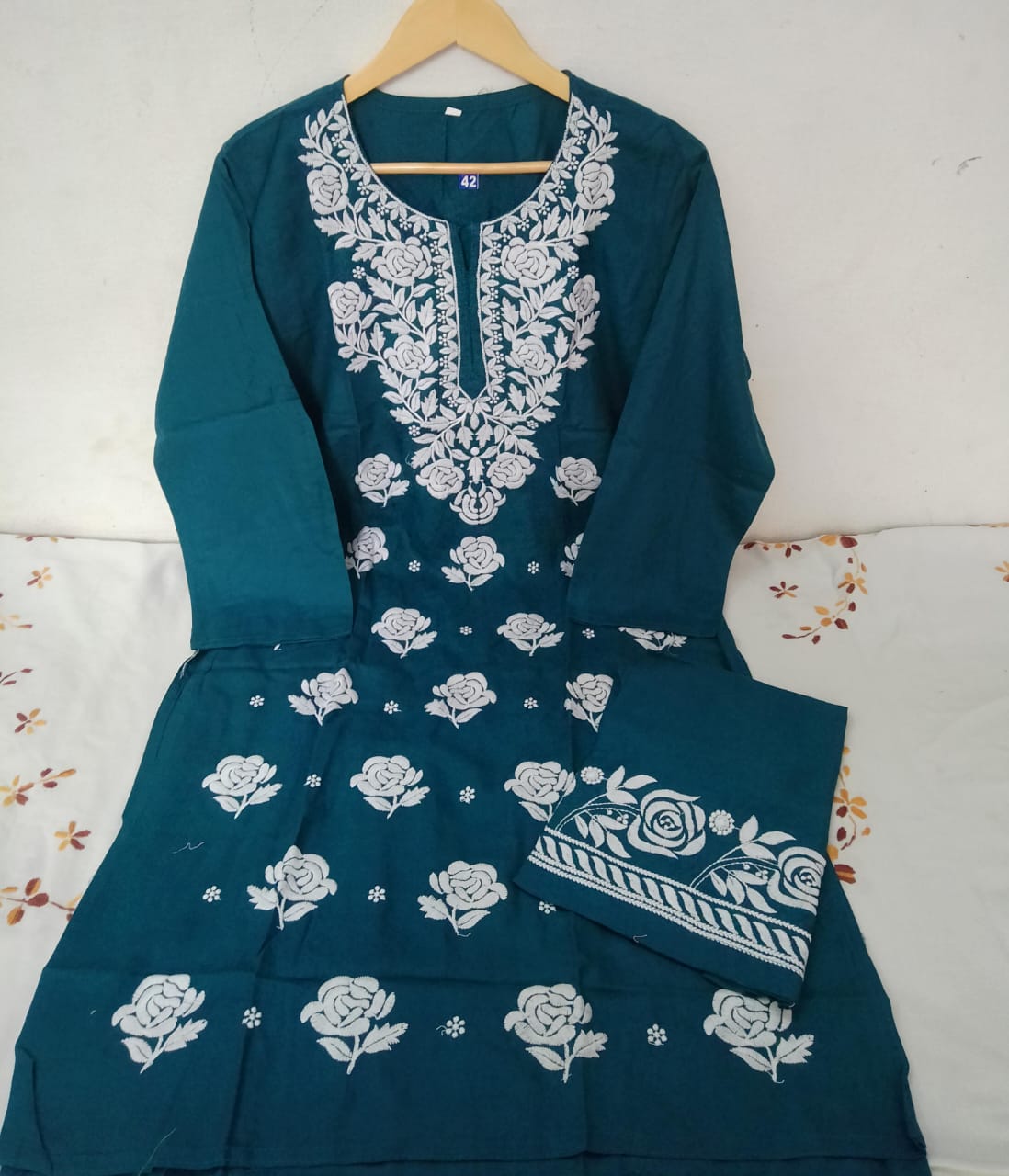 Lucknowi Chikankari Kurta Set In Germany