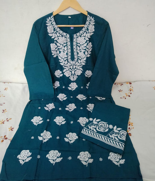 Lucknowi Chikankari Kurta Set In Germany