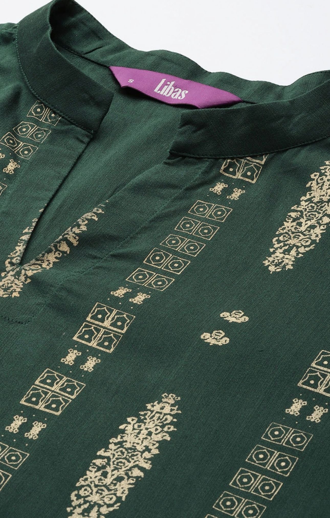 Green Floral Printed Chanderi Silk Kurta with Trousers & With Dupatta In Germany
