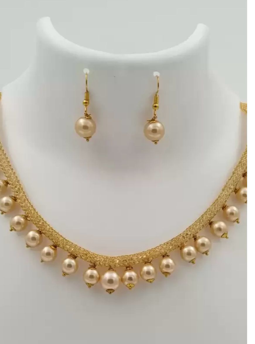 Pearl Necklace Set With Earrings