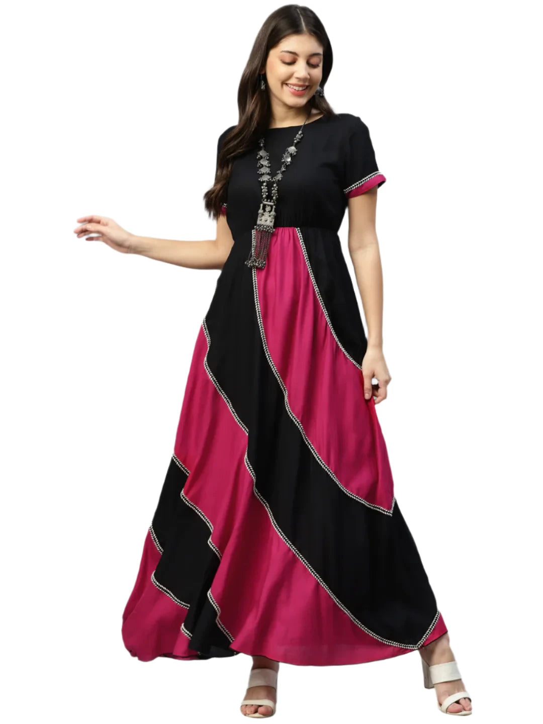 Black With Magenta Colour Blocked Women Maxi in Berlin