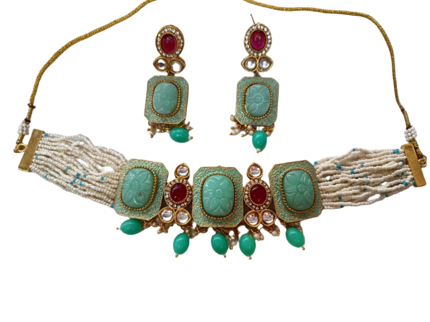 Handcrafted Necklace Set With Kundan And Beads
