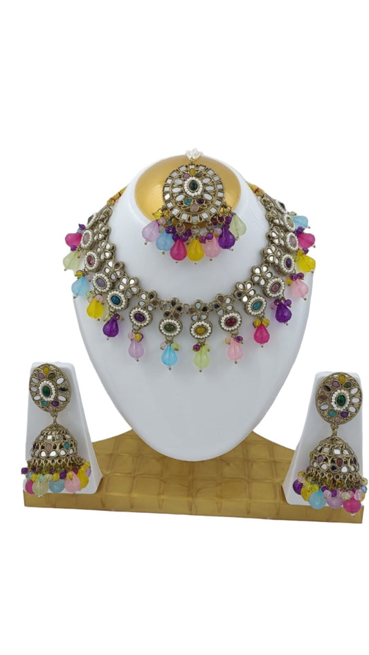 Mirror Necklace earring with Mangtika in Hamburg