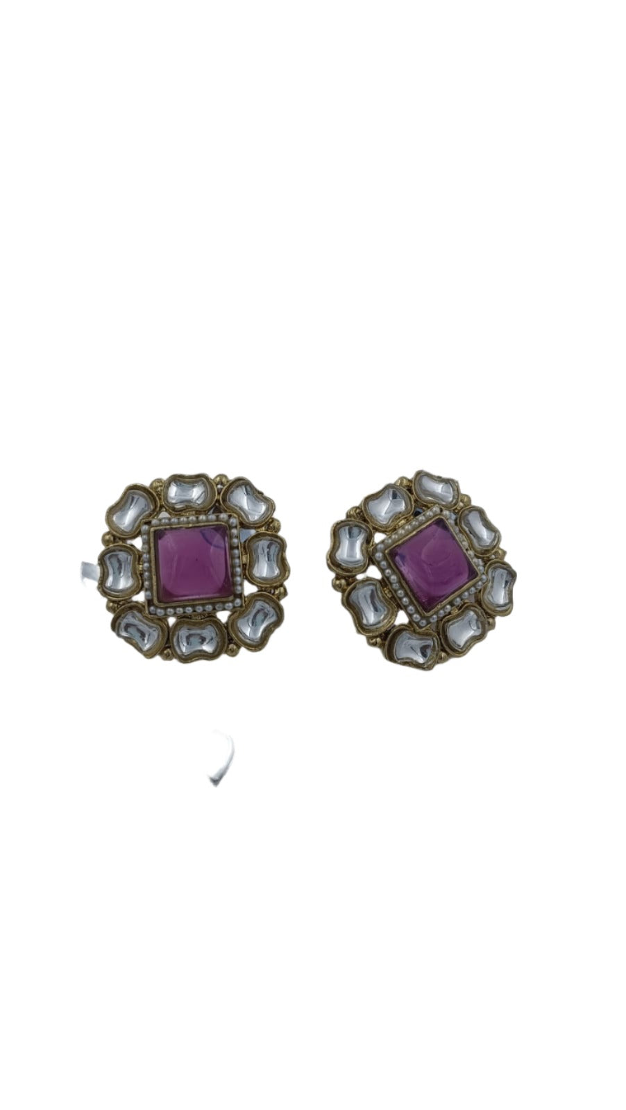 Kundan Stud Earring in Munich