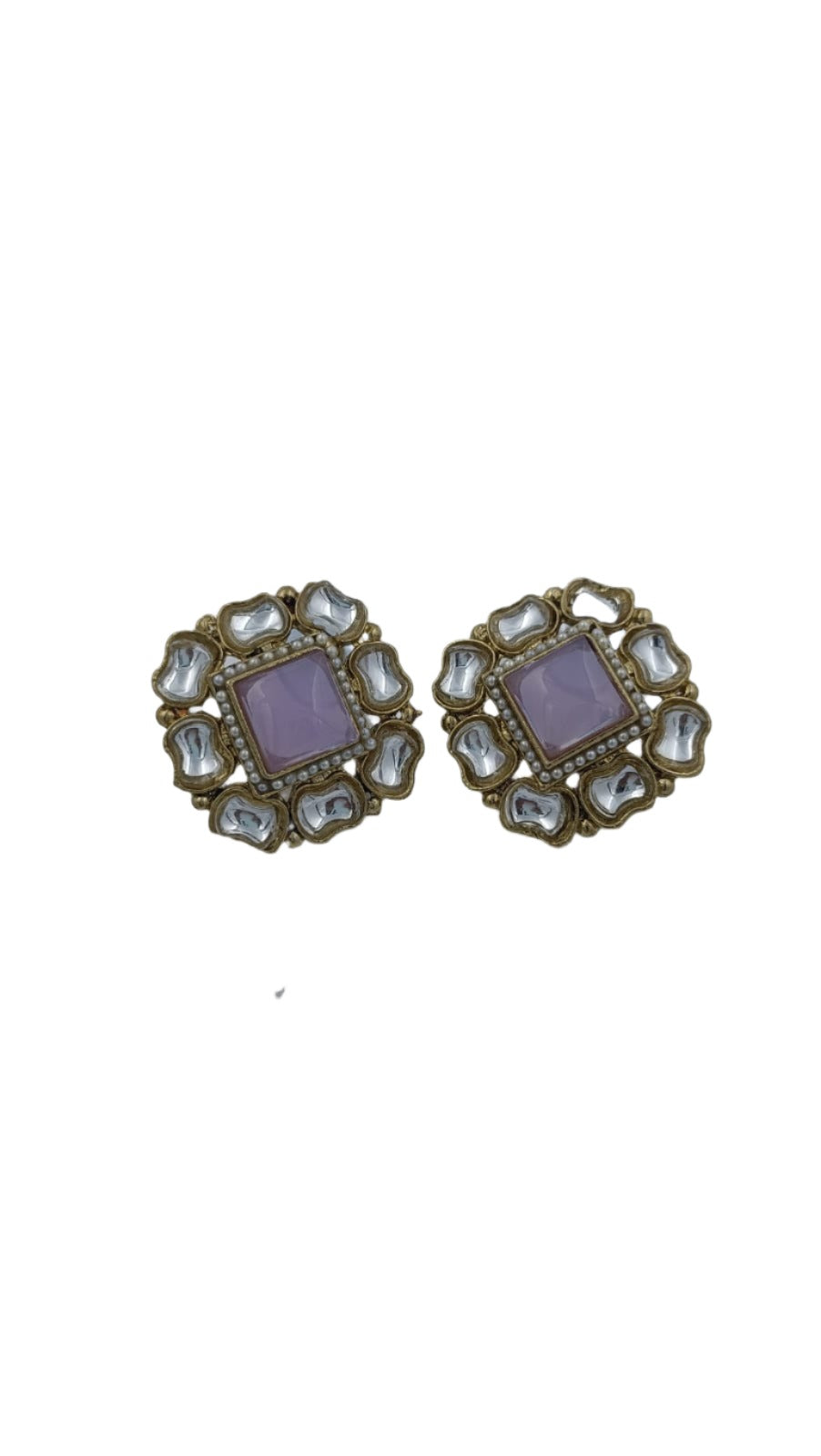 Kundan Stud Earring in Munich