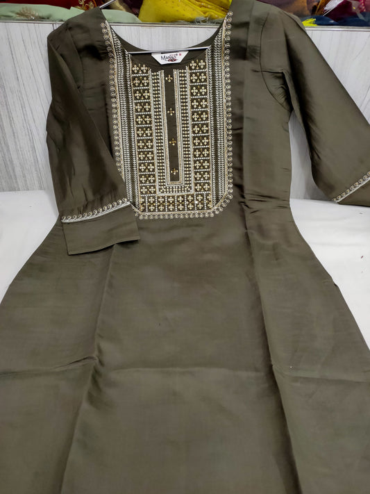Soft silk handwork and embroidery Kurti in Munich