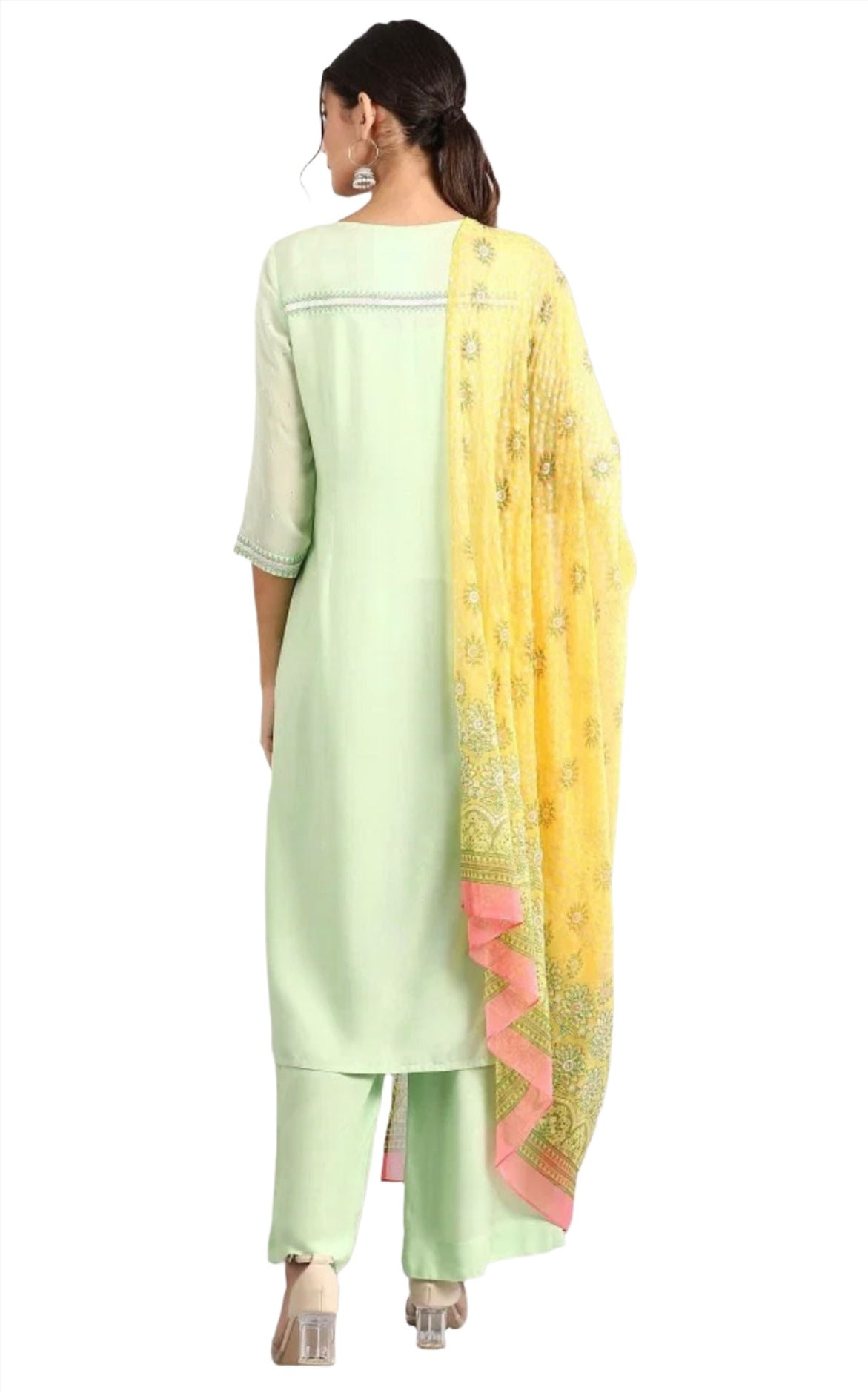 Green round Neck kurta set in Berlin