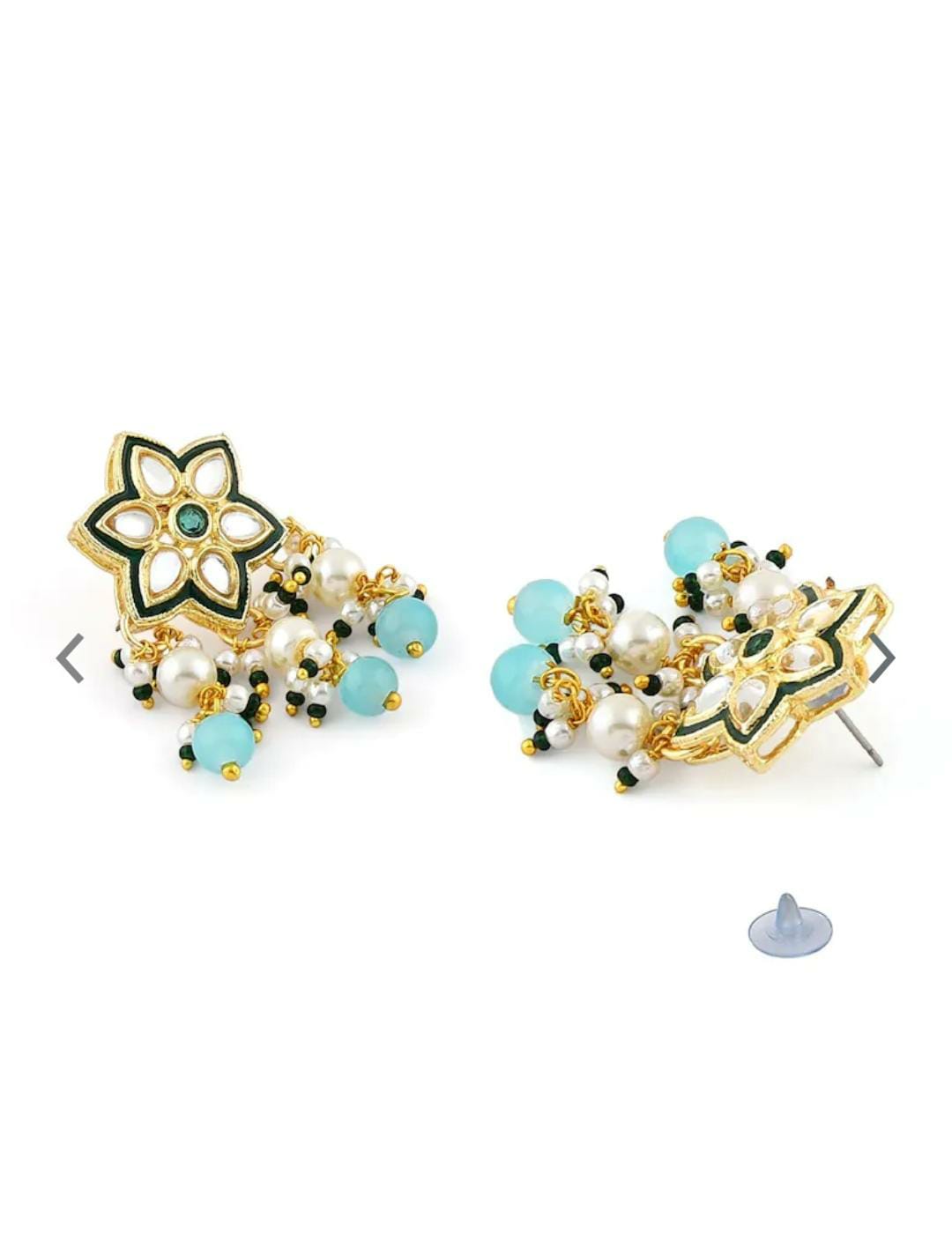 Gold-Toned & Green Alloy Gold - Plated Kundan - Studded Jewellery Set