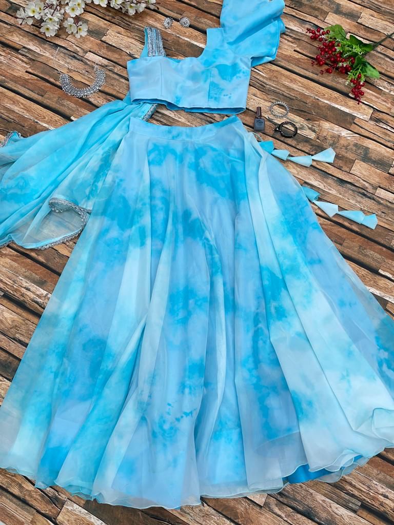 Pure georgette silk digital printed lehnga 8mtr flair lehnga with canvas patta 🌸 fully stitched(Party Wear Collection)