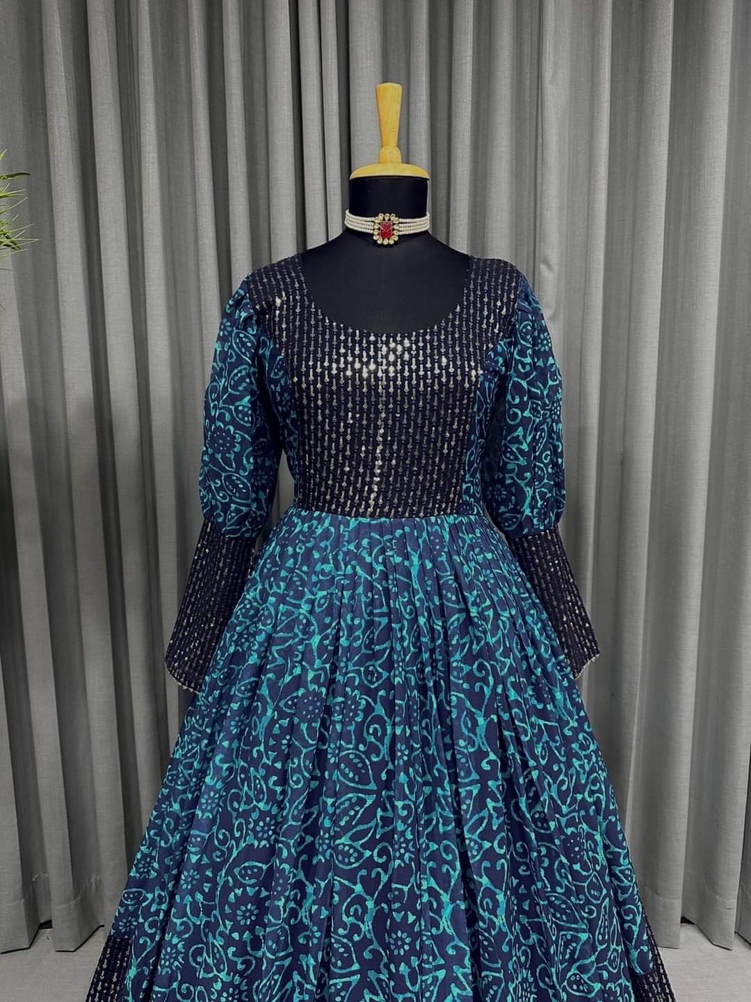 Pakistani Suit On havy Faux Georgette fabric with inner and Digital Print with Thread and Sequnce work