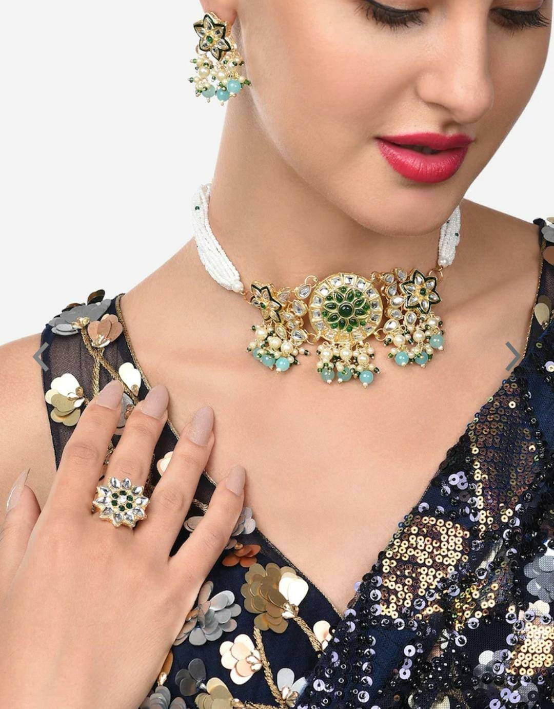 Gold-Toned & Green Alloy Gold - Plated Kundan - Studded Jewellery Set