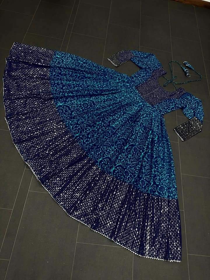 Pakistani Suit On havy Faux Georgette fabric with inner and Digital Print with Thread and Sequnce work