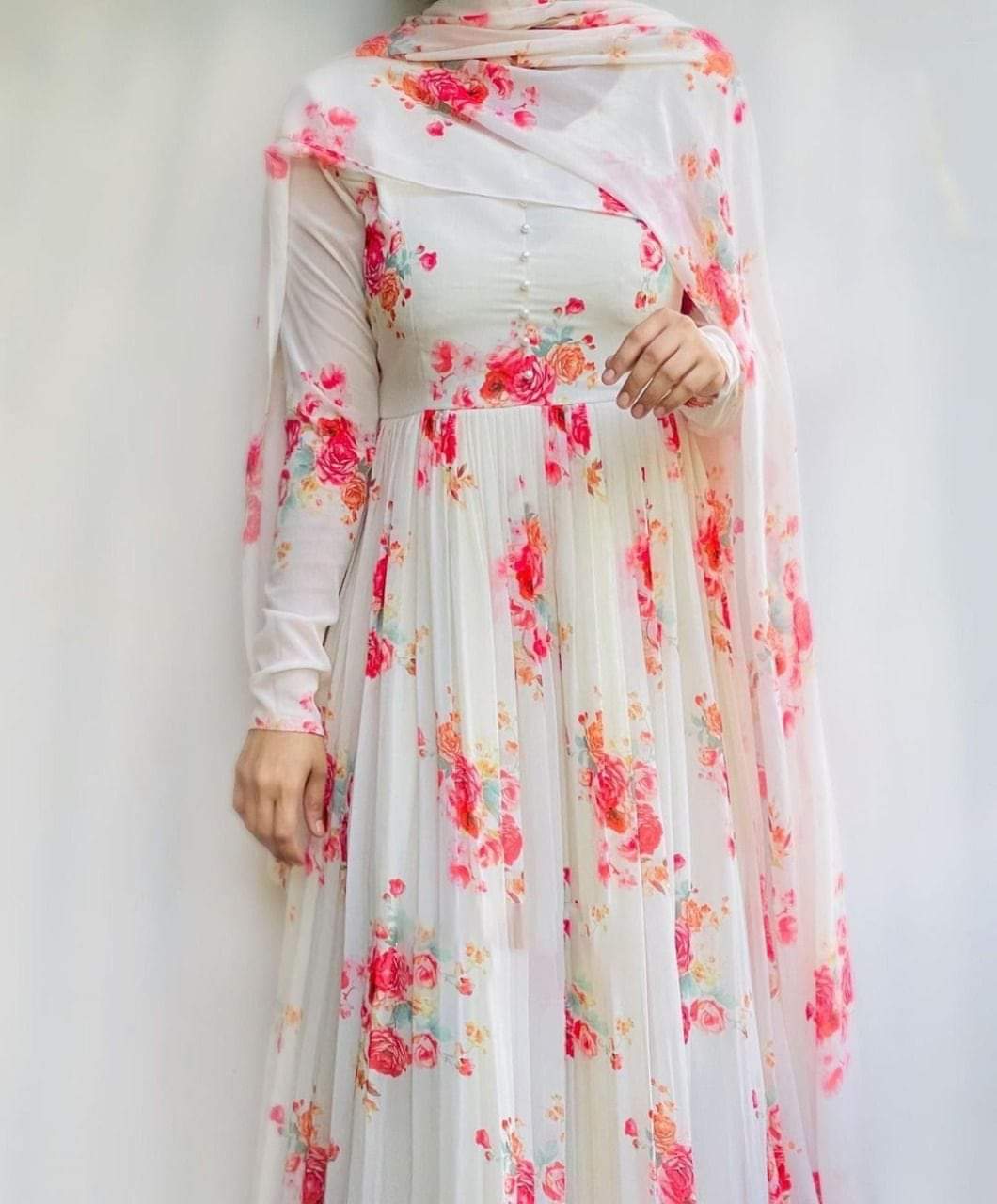 Beautiful Designer Suit On havy Faux Gorgette fabric(Pakistani Suit)