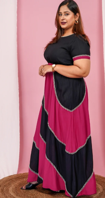 WOMEN'S PLUS SIZE HALF SLEEVES ROUND NECK DRESS IN BERLIN