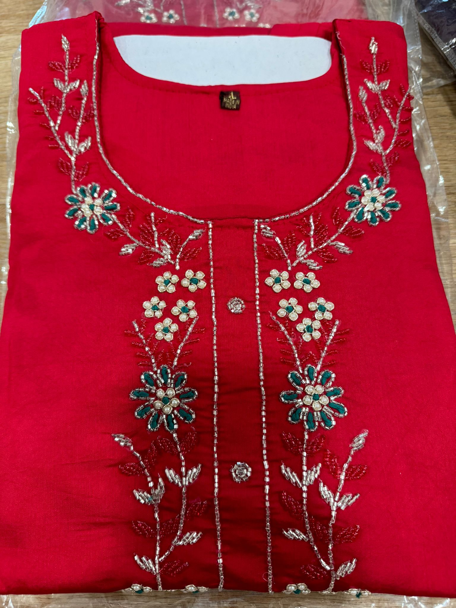 Handwork Suit Set In Essen/Germany