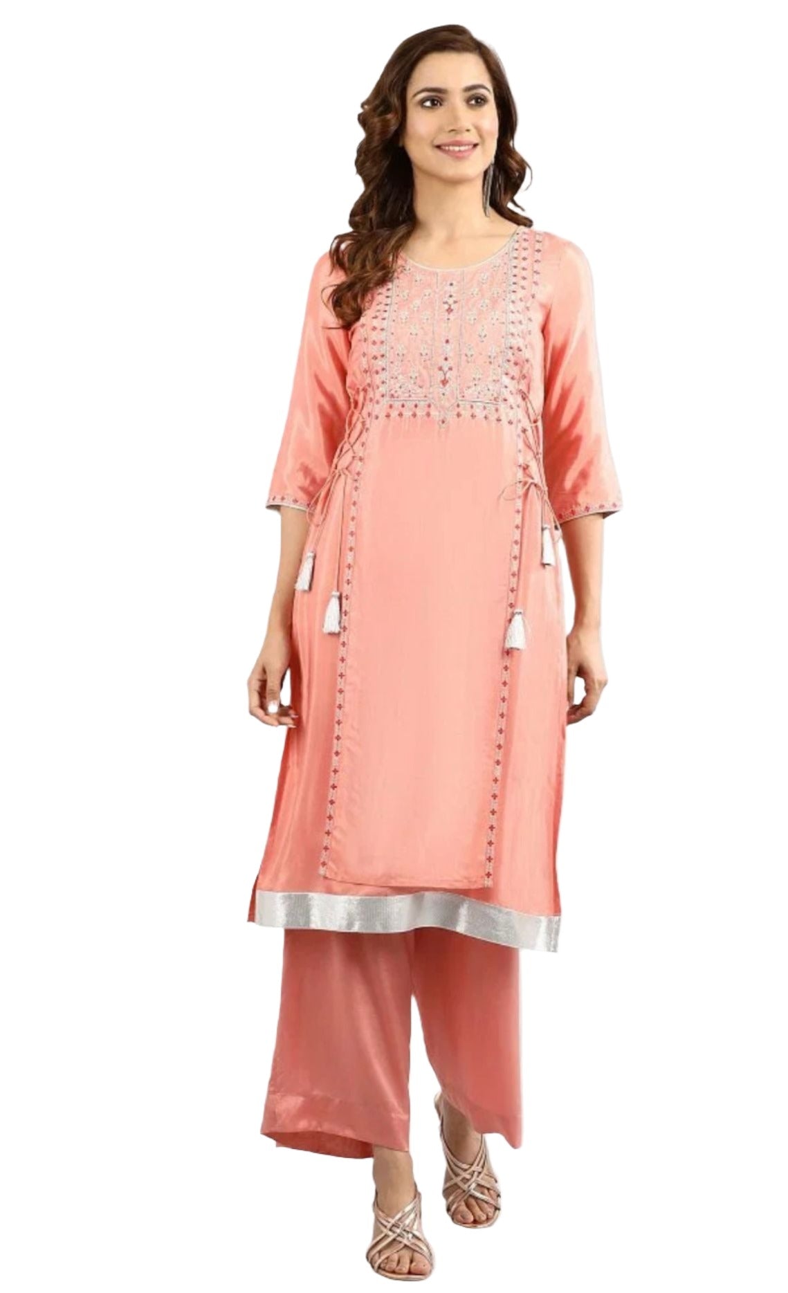 Coral Round Neck Embellished kurta Set in Munich