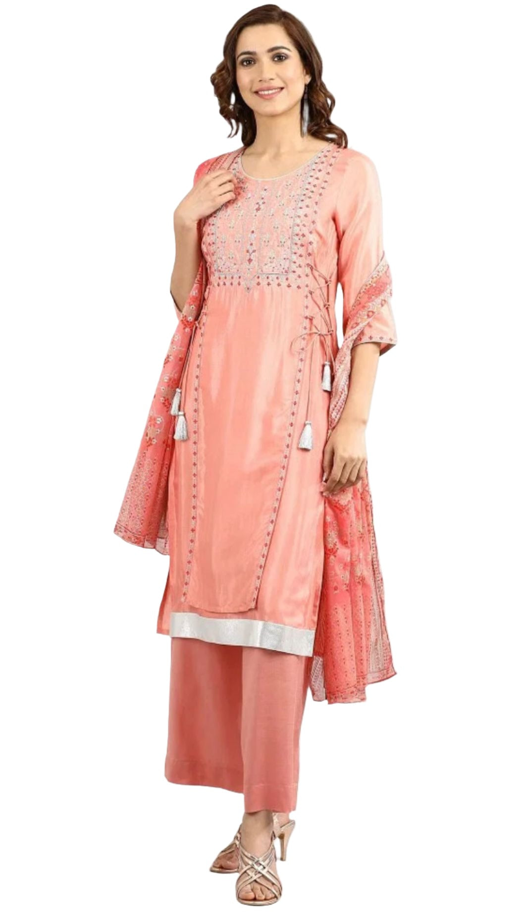 Coral Round Neck Embellished kurta Set in Munich