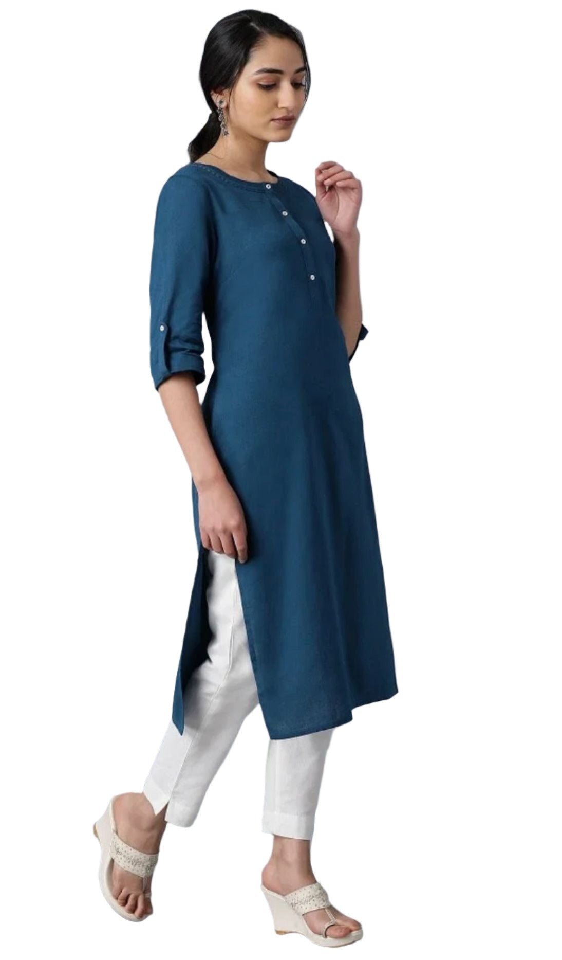 Blue Round Neck Solid kurta in Germany
