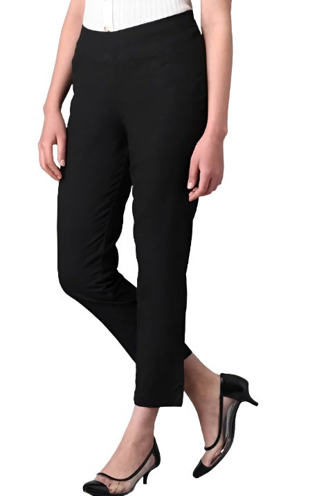 Black Fitted Pants in Poland