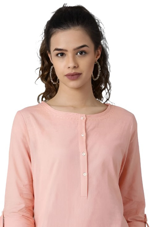 Peach Round Neck Solid kurta in Munich