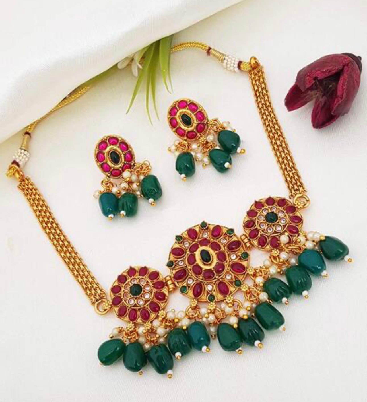 South Indian necklace with earrings in Berlin